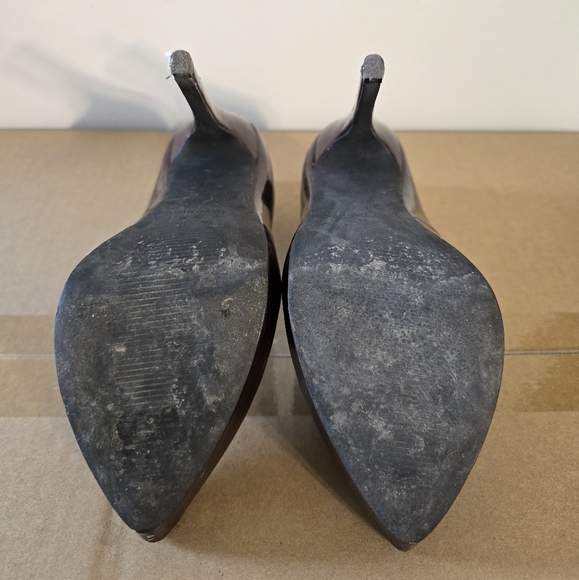 Call it Spring stilettos in plum - Picture 4 of 8